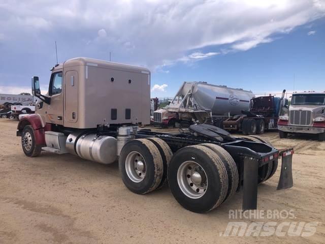 Peterbilt  Tractor Units