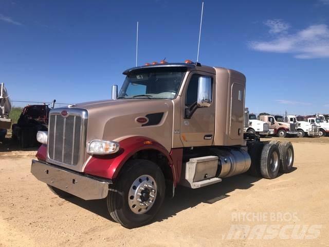 Peterbilt  Tractor Units