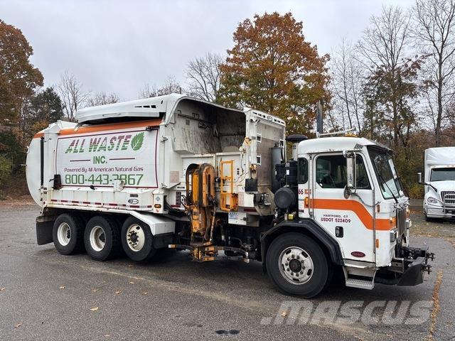 Peterbilt 320 Waste trucks