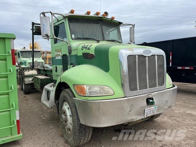Peterbilt 330 Hook lift trucks
