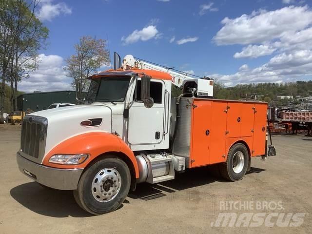 Peterbilt 335 Municipal / general purpose vehicles