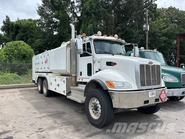 Peterbilt 348 Tanker trucks