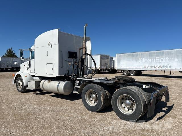 Peterbilt 365 Tractor Units