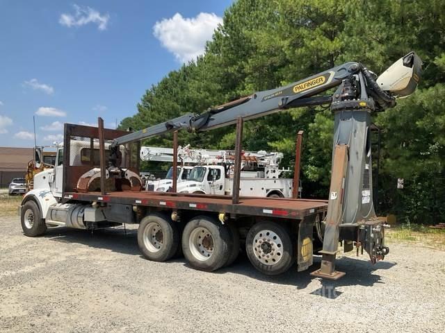 Peterbilt 365 Timber trucks