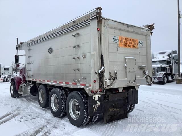 Peterbilt 367 Tipper trucks