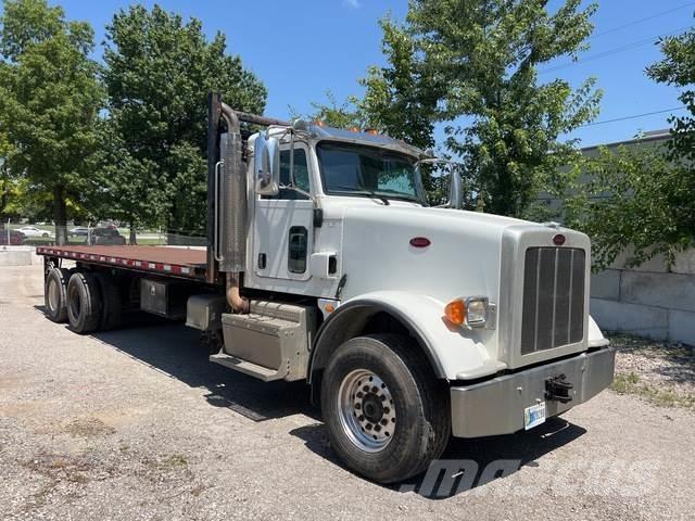 Peterbilt 367 Flatbed / Dropside trucks