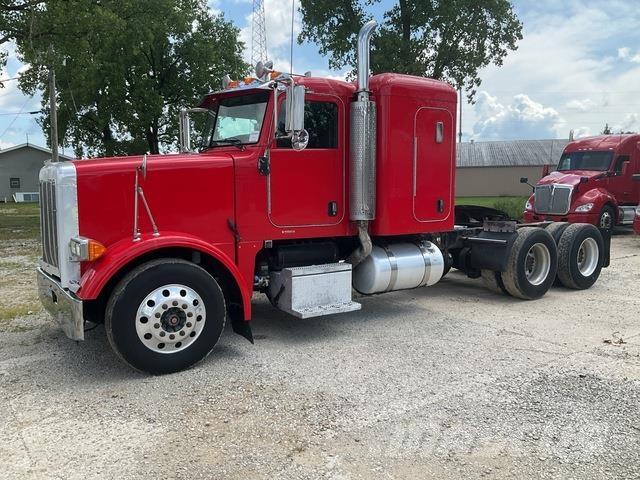Peterbilt 378 Tractor Units