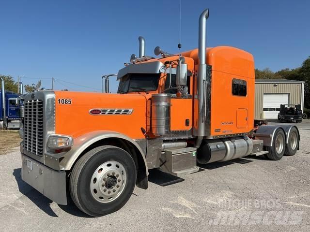 Peterbilt 379 Tractor Units