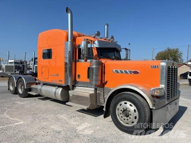 Peterbilt 379 Tractor Units