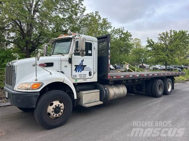 Peterbilt 382 Flatbed / Dropside trucks