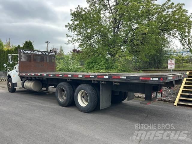 Peterbilt 382 Flatbed / Dropside trucks