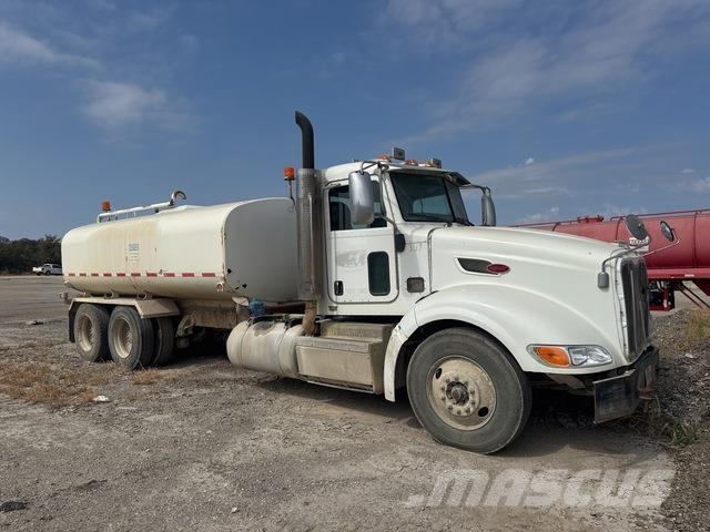 Peterbilt 386 Water tankers