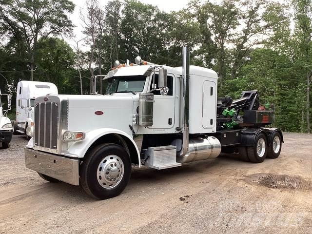 Peterbilt 388 Recovery vehicles