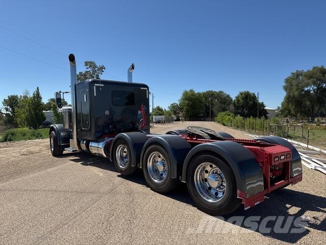 Peterbilt 389 Tractor Units