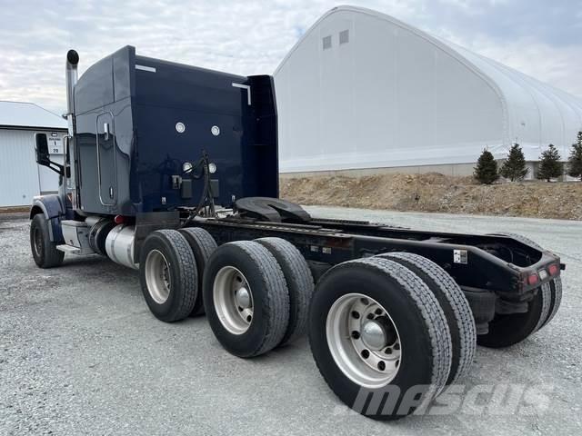 Peterbilt 567 Tractor Units