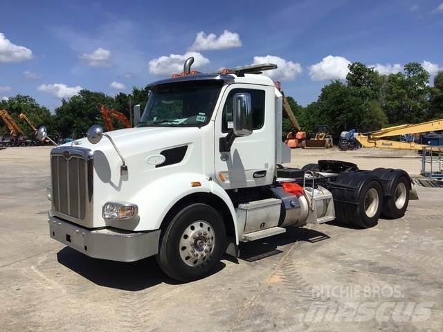 Peterbilt 567 Tractor Units