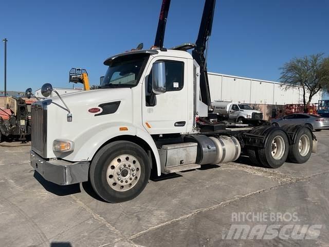 Peterbilt 567 Tractor Units