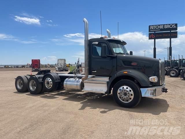 Peterbilt 567 Tractor Units