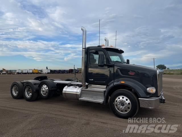 Peterbilt 567 Tractor Units