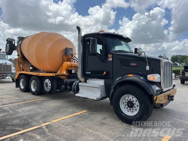 Peterbilt 567 Other trucks