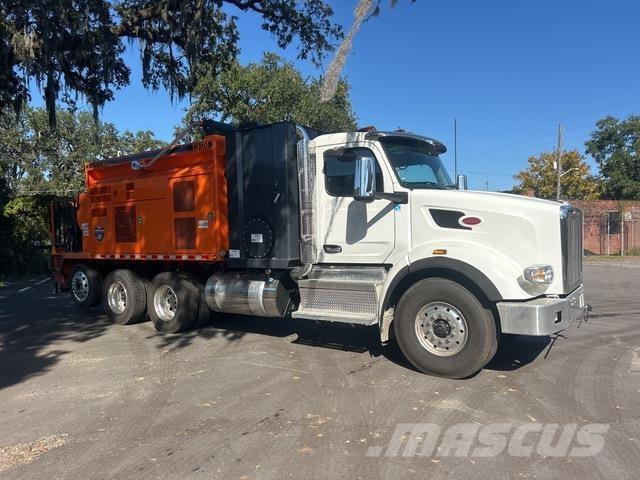 Peterbilt 567 Construction - Others