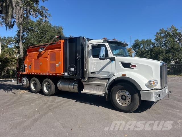 Peterbilt 567 Construction - Others