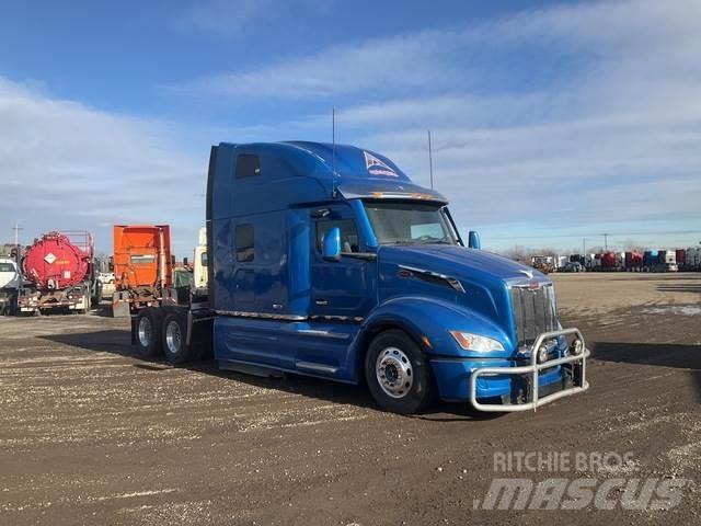Peterbilt 579 Tractor Units
