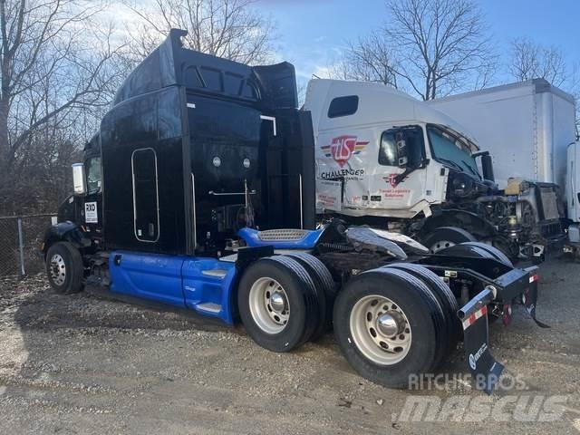 Peterbilt 579 Tractor Units