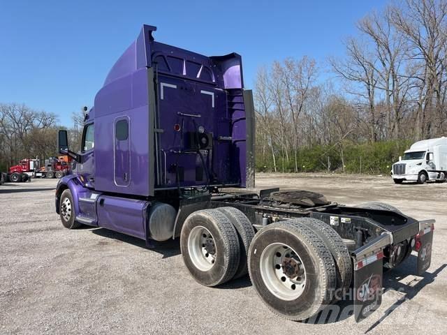 Peterbilt 579 Tractor Units