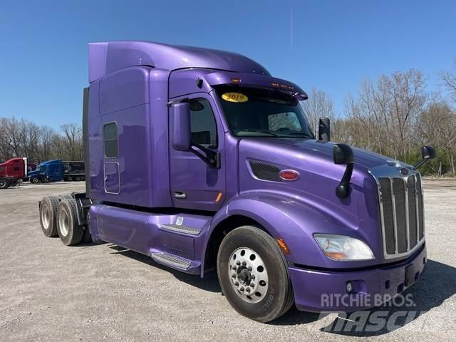 Peterbilt 579 Tractor Units