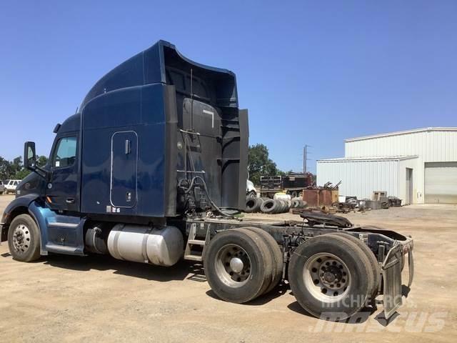 Peterbilt 579 Tractor Units