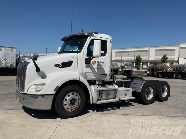 Peterbilt 579 Tractor Units