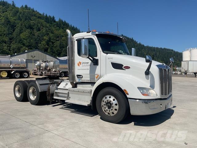 Peterbilt 579 Tractor Units