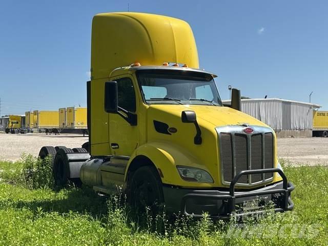 Peterbilt 579 Tractor Units