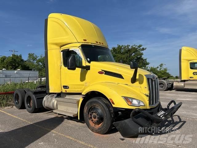 Peterbilt 579 Tractor Units