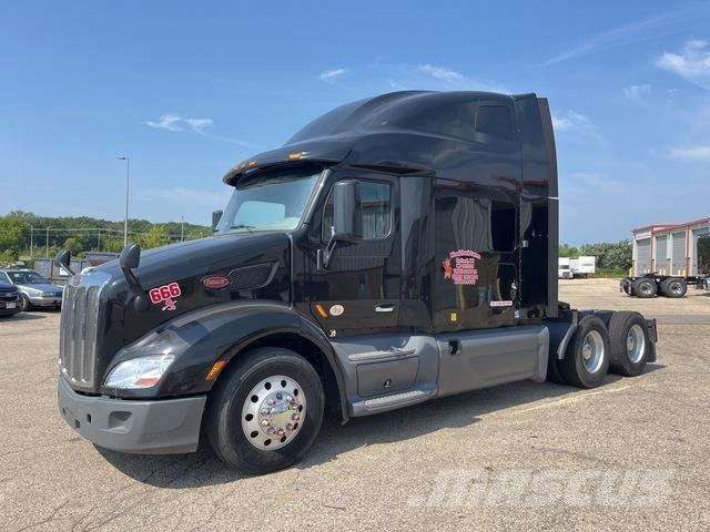 Peterbilt 579 Tractor Units