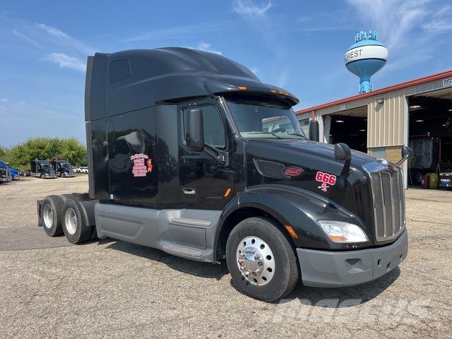 Peterbilt 579 Tractor Units