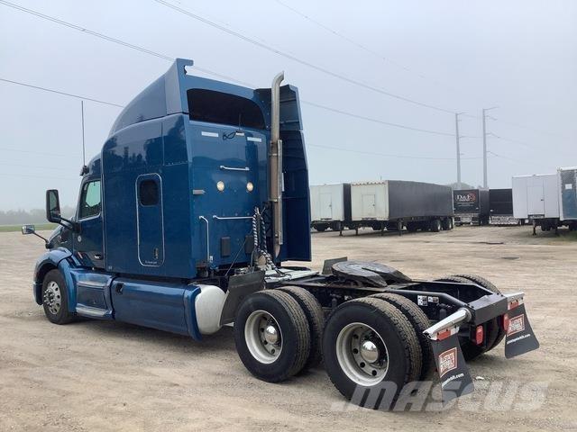Peterbilt 579 Tractor Units
