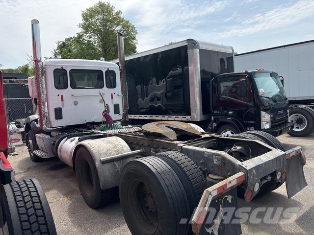 Peterbilt 579 Tractor Units