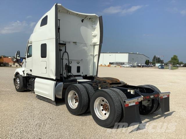 Peterbilt 579 Tractor Units