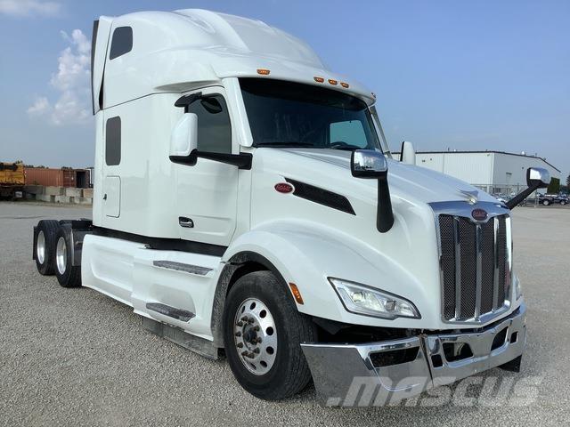 Peterbilt 579 Tractor Units