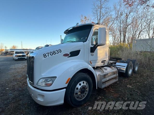 Peterbilt 579 Tractor Units