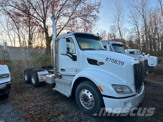 Peterbilt 579 Tractor Units