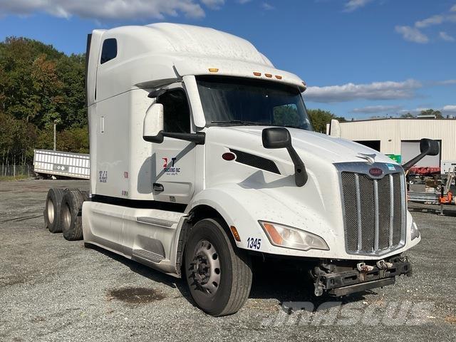 Peterbilt 579 Tractor Units