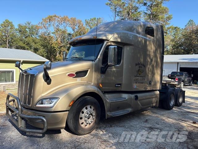 Peterbilt 579 Tractor Units