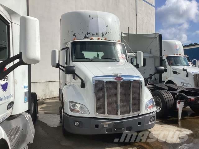 Peterbilt M579 Tractor Units