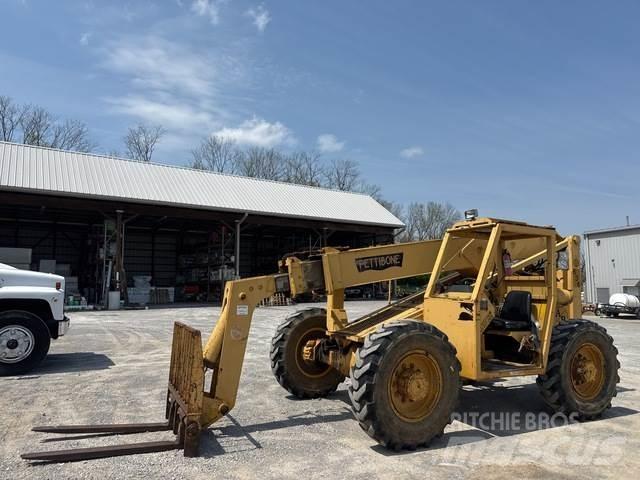 Pettibone 636 Telescopic handlers
