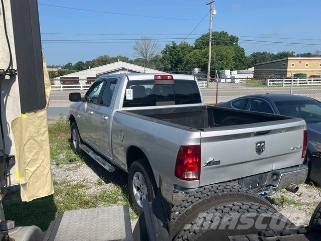 RAM 1500 Pick up/Dropside
