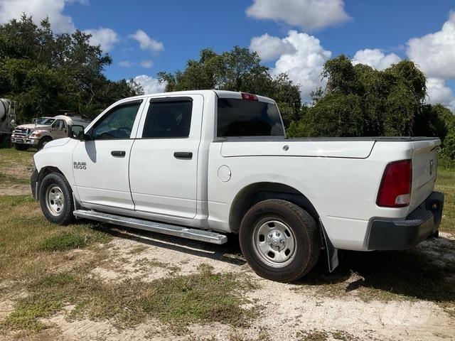 RAM 1500 Pick up/Dropside