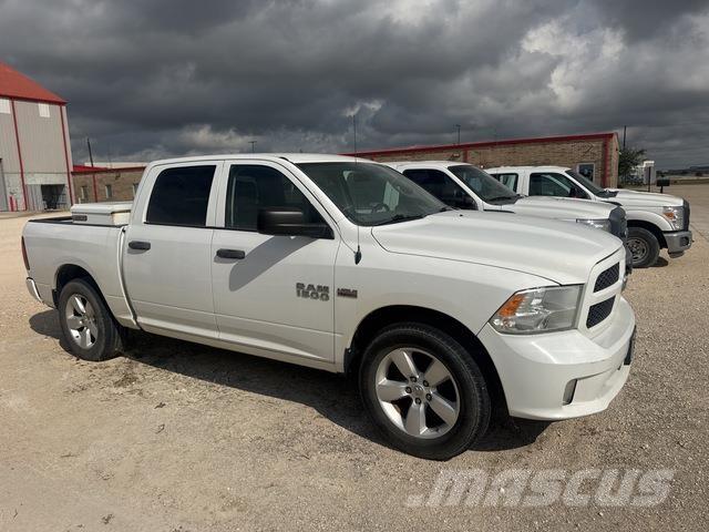 RAM 1500 Pick up/Dropside